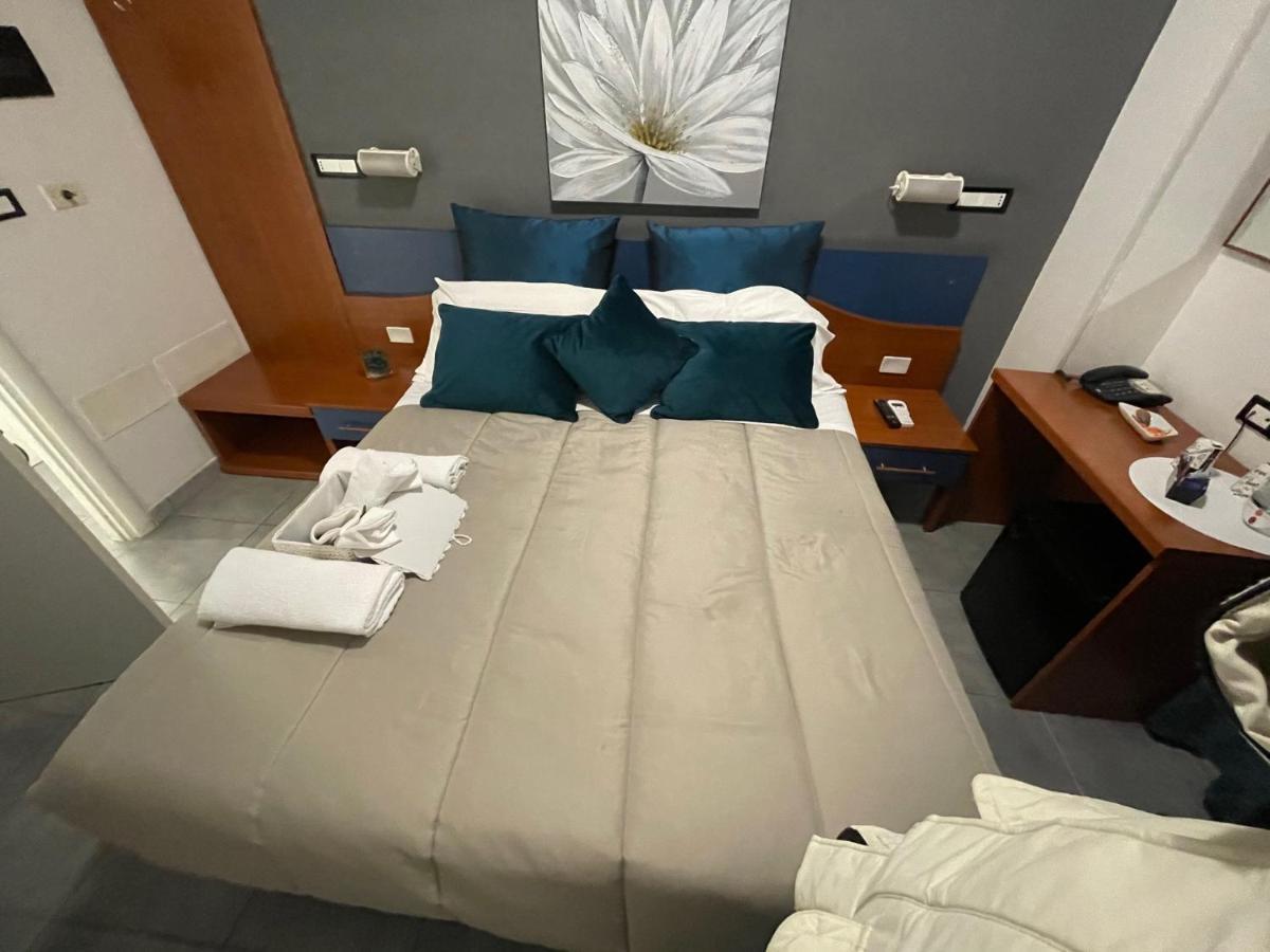 Albergo Villa Marina Anzio Bagian luar foto