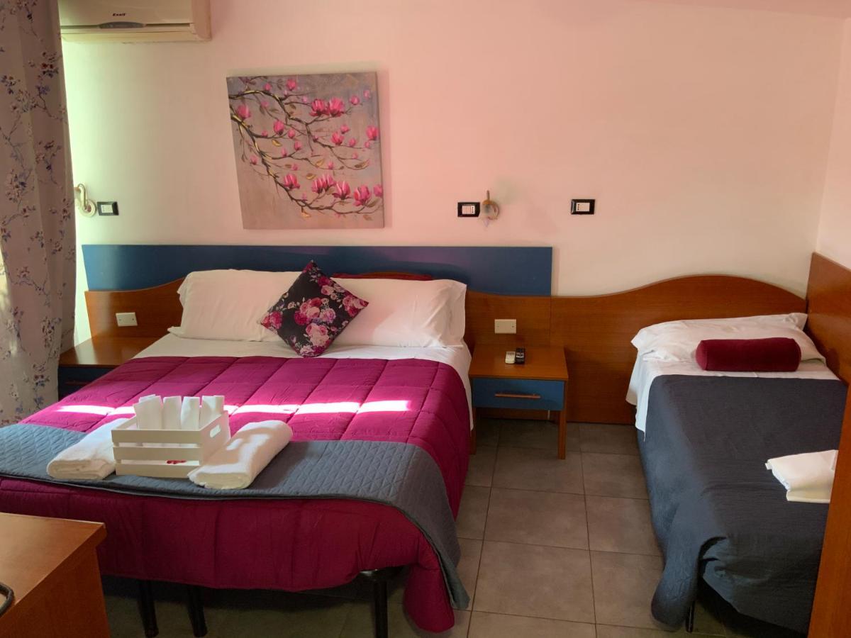 Albergo Villa Marina Anzio Bagian luar foto