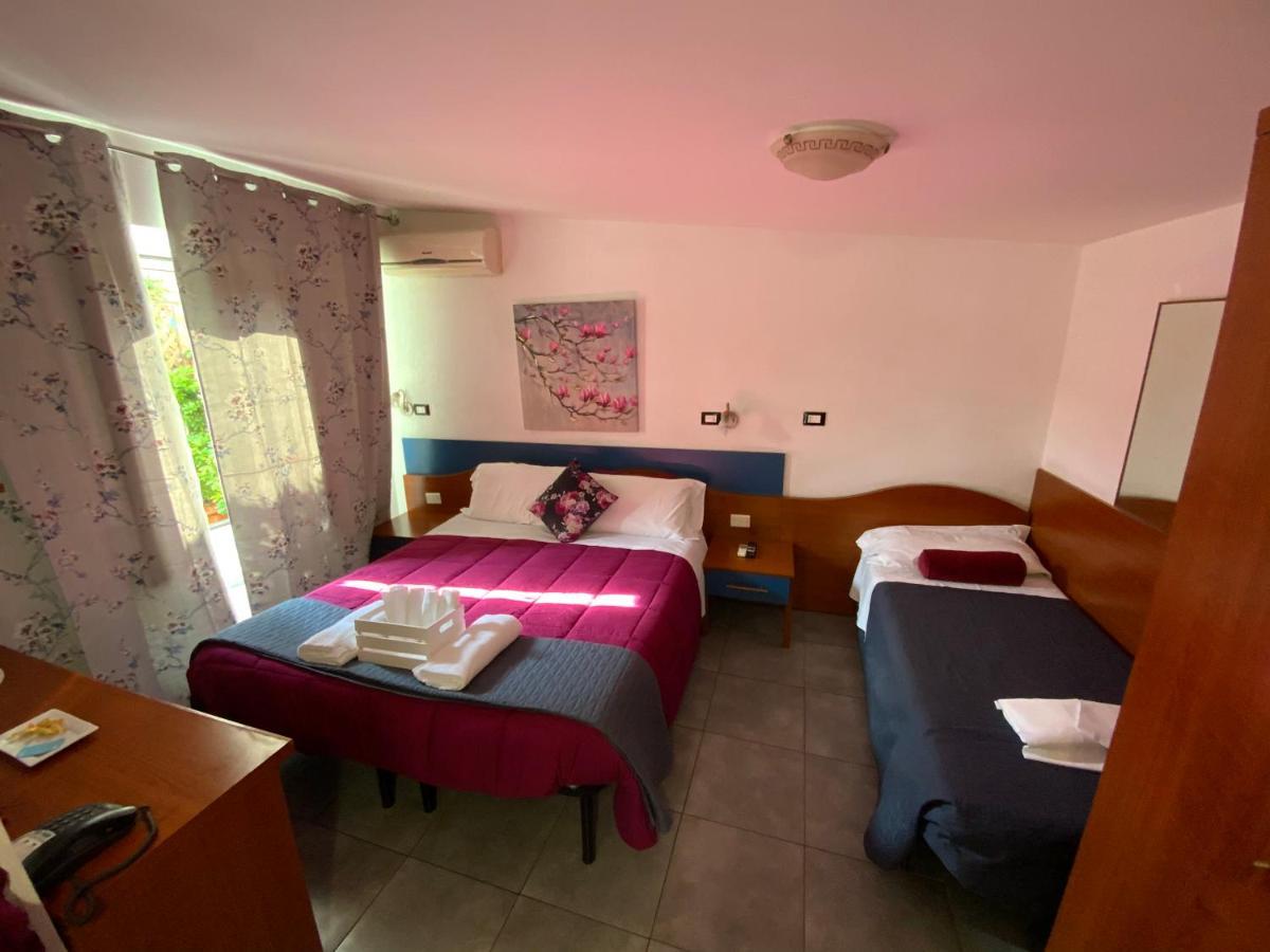 Albergo Villa Marina Anzio Bagian luar foto