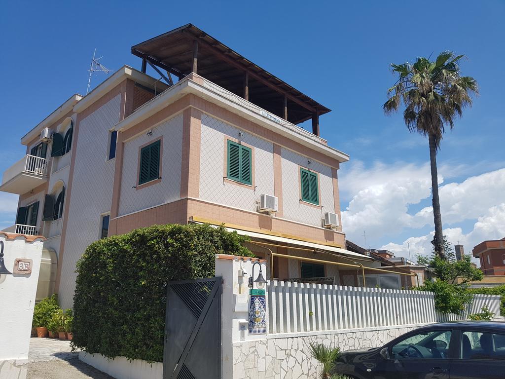 Albergo Villa Marina Anzio Bagian luar foto